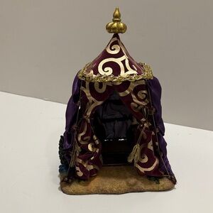 Fontanini King Balthazar’s tent. Item 55546. From the  5” Centennial Collection.